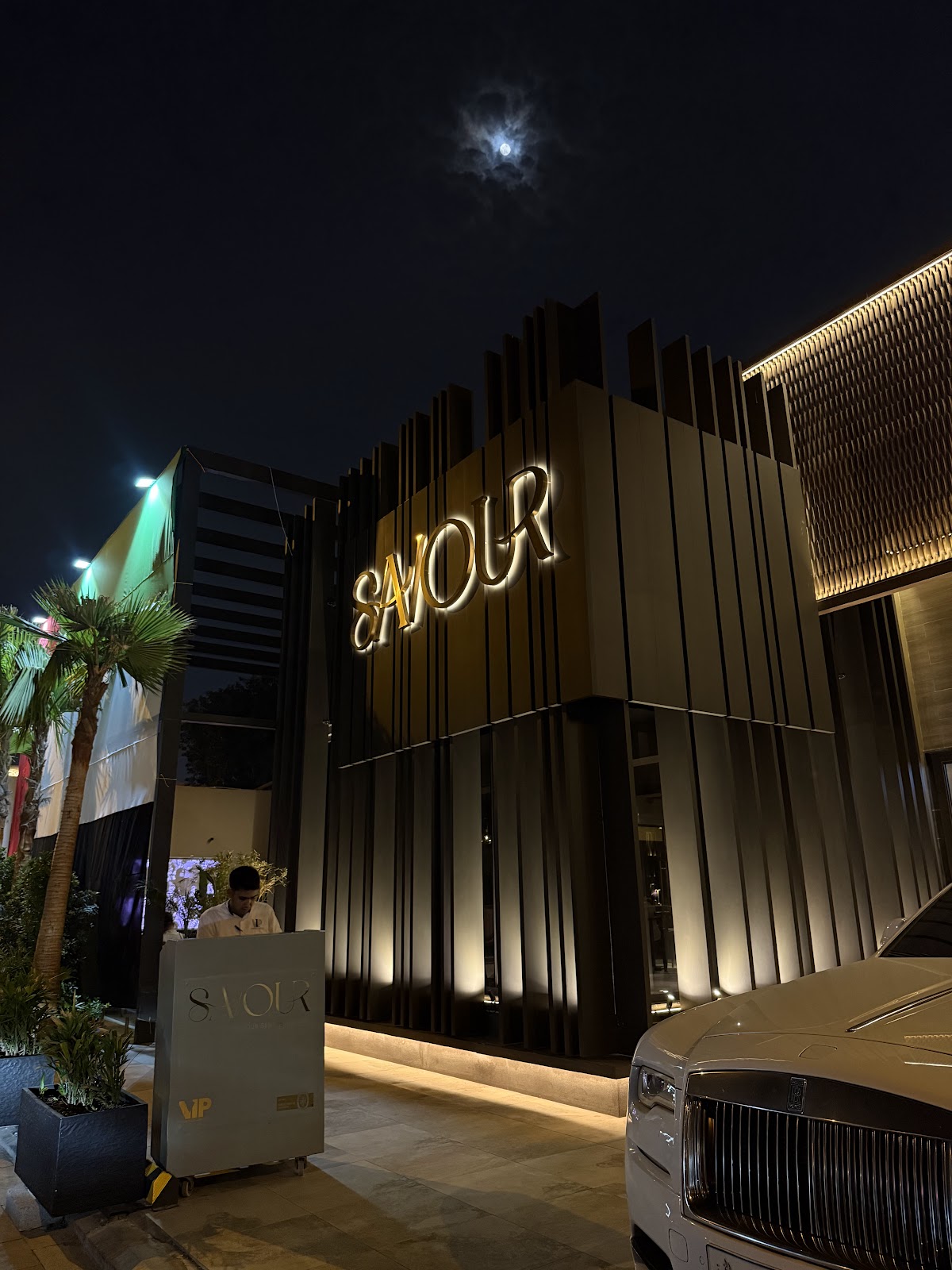 Savour Restaurant and Premium Shisha Lounge