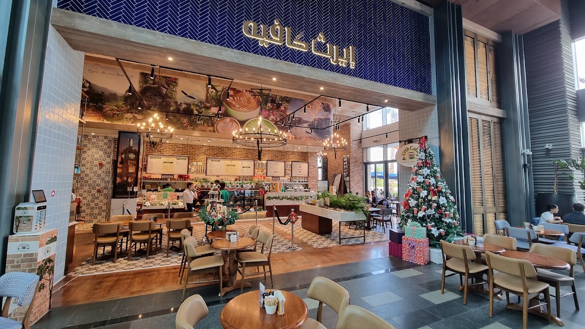 Urth Cafe